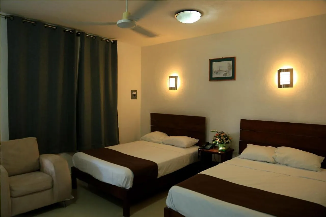 Charly Hotel Chetumal
